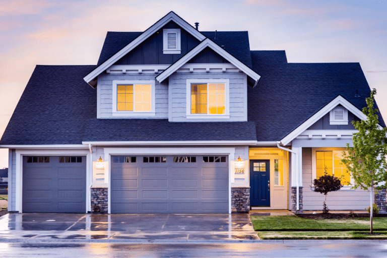 Energy efficient garage door