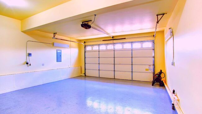 Common Accidents Involving Garage Doors