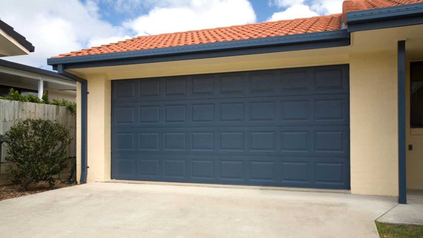 garage door color
