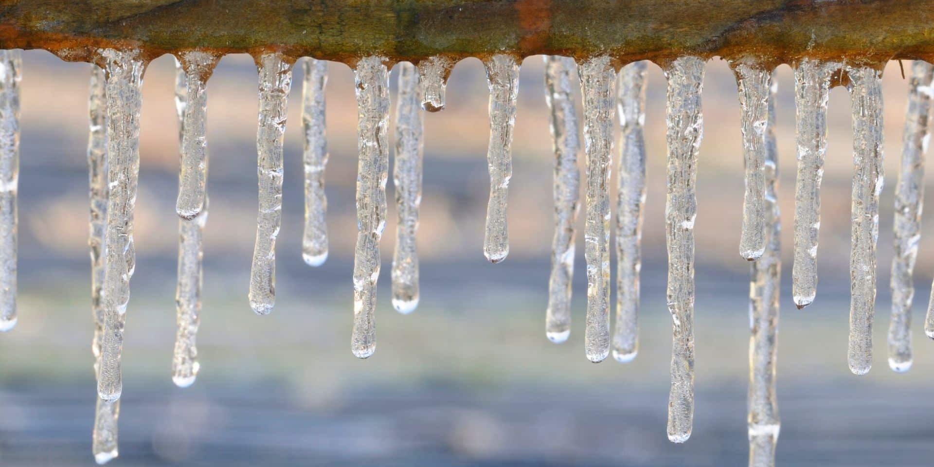 frozen garage door (1) frozen garage door