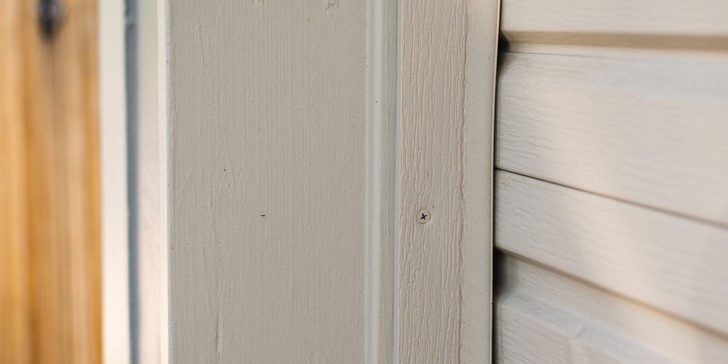 Garage door weatherstripping