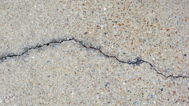 garage floor cracks